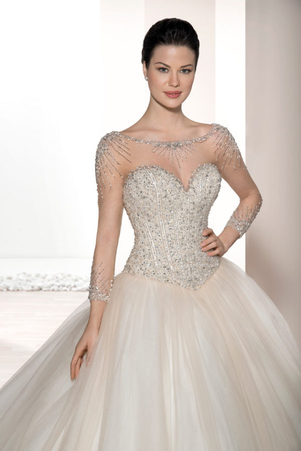 Design 724 Marque Demetrios