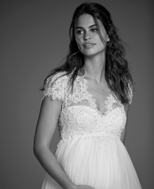 Design LUCKY STAR Marque Pronovias – Image 3