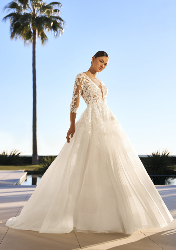 Design MARIAMA  Marque Pronovias