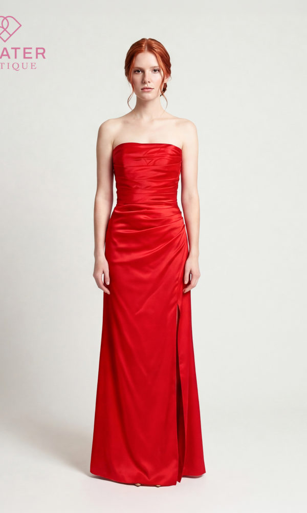 Robe DD7051 Minimaliste et élégante, la robe DD7051 sublime la silhouette avec son satin lumineux et sa coupe près du corps. Son bustier drapé sans bretelles apporte une touche sophistiquée, tandis que la fente discrète sur la jambe ajoute juste ce qu’il faut de féminité et d’allure. Une robe intemporelle parfaite pour les soirées, cérémonies et événements chic. ❤️✨ Disponible en : Lavande, Beige, Rouge, Brun 📏 Tailles : du 38 au 42 💰 Prix : CHF 179.- ✨ Caractéristiques : • Bustier droit drapé sans bretelles • Coupe satinée élégante et féminine • Fente discrète sur la jambe • Taille ajustée mettant la silhouette en valeur • Dos épuré avec fermeture discrète • Satin fluide au fini brillant À noter : nos robes étant très demandées, il se peut que certaines tailles ou couleurs ne soient plus disponibles. #robeDD7051 #robedesoiree #satindress #rougeglamour #lavandedress #robechic #eleganceintemporelle #newcollection2025 #boutiquepolater #soiréeélégante
