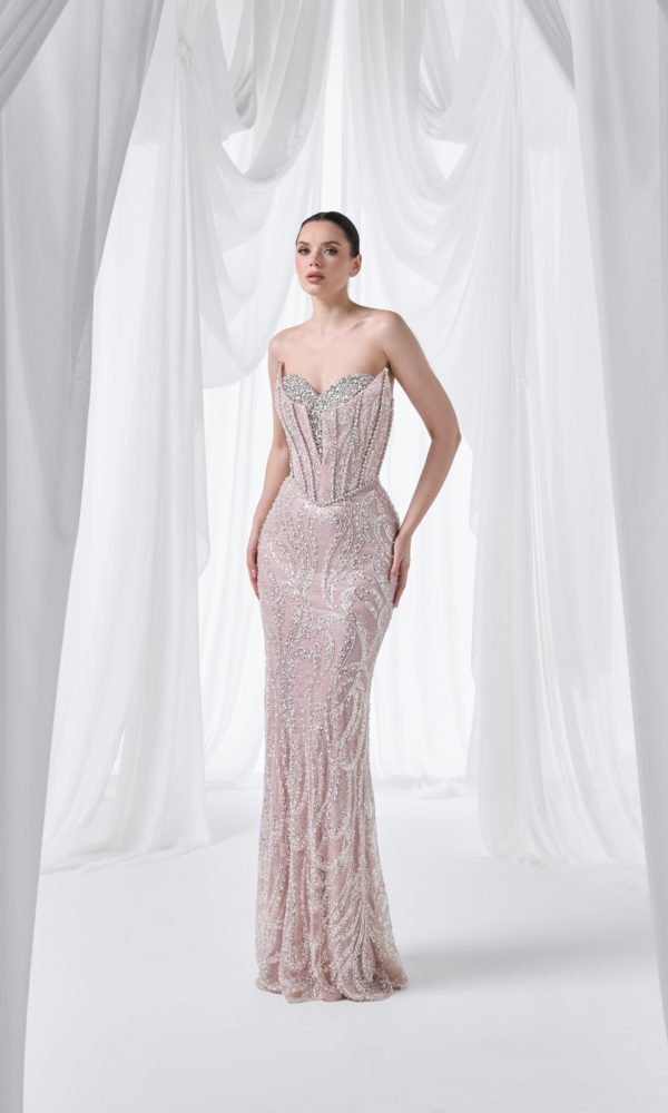 Robe 4050, robe de soirée longue en chocolat, beige, noir, poudre, bleu marine et bleu rivière. Modèle élégant pour mariage, cérémonie ou gala chez Boutique Polater.