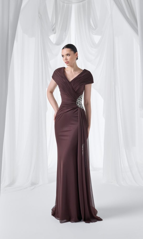 Robe 4027, robe de soirée longue en pétrole, gris, bleu marine, chocolat, bordeaux et noir. Modèle élégant pour mariage, cérémonie ou gala chez Boutique Polater.