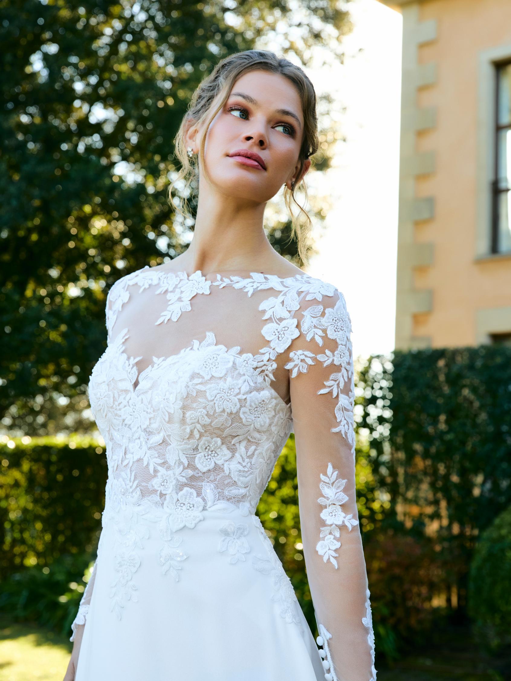 Robe de mariée White One AVRAIN – Image 3