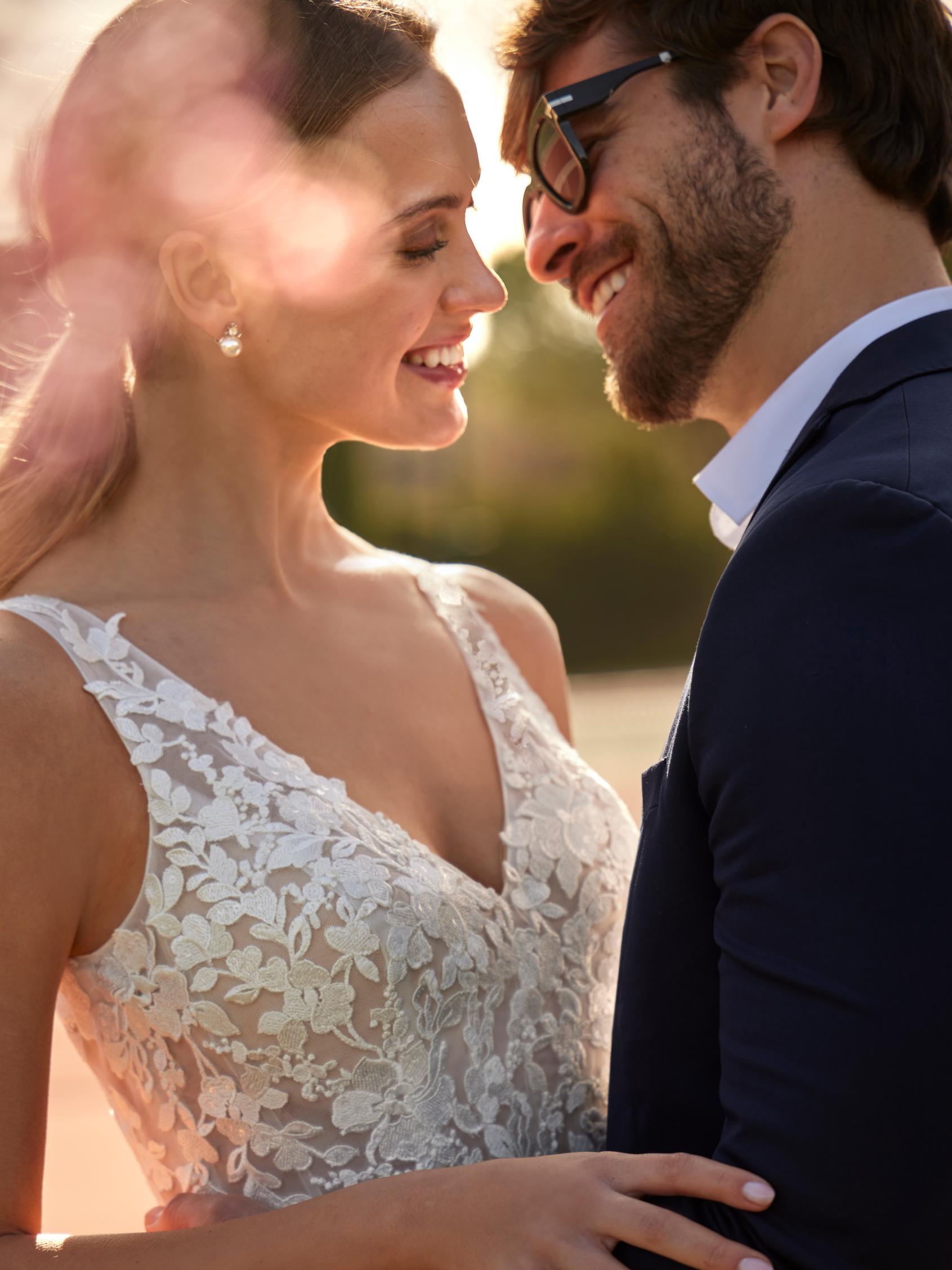 Robe de mariée White One NEVALIS – Image 5